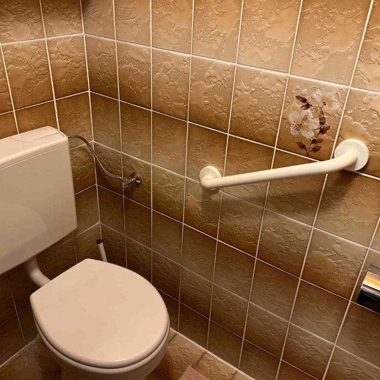 ALTSTADT-APARTMENTS Bad Radkersburg - Ihr Zuhause auf Reisen - Gediegene 88 m² Ferienwohnung „Weißburgunder“ - 1. OG Terrasse Innenhof - 19