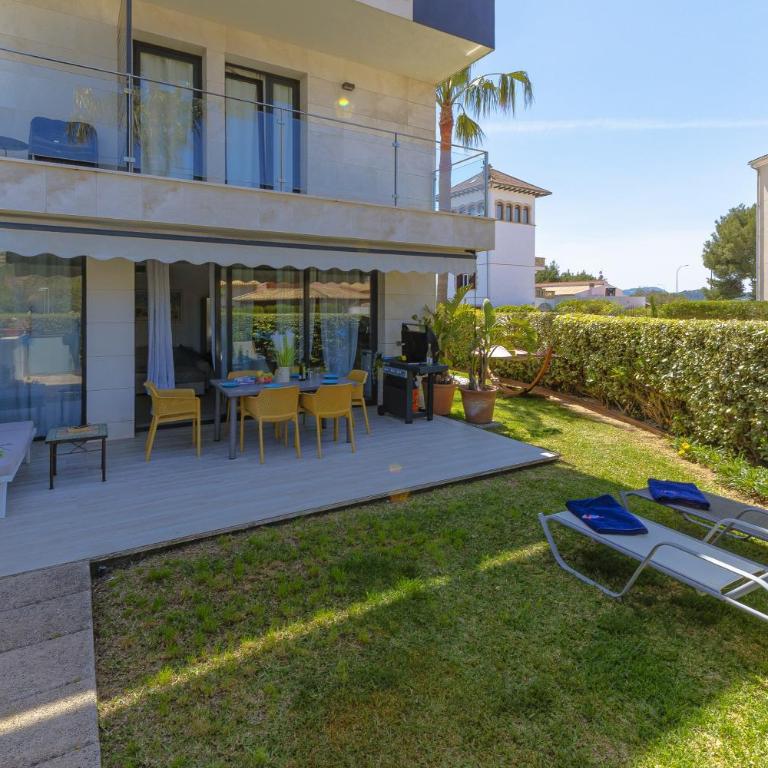 Apartment La Perla By Home Villas 360 - Three-Bedroom Apartment - 1