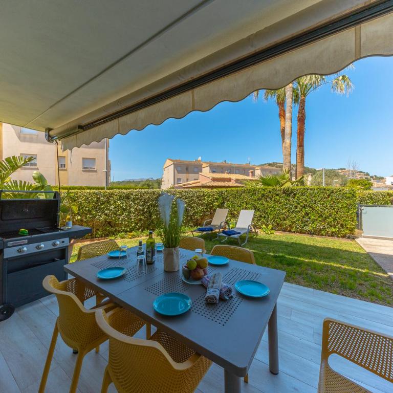 Apartment La Perla By Home Villas 360 - Three-Bedroom Apartment - 2