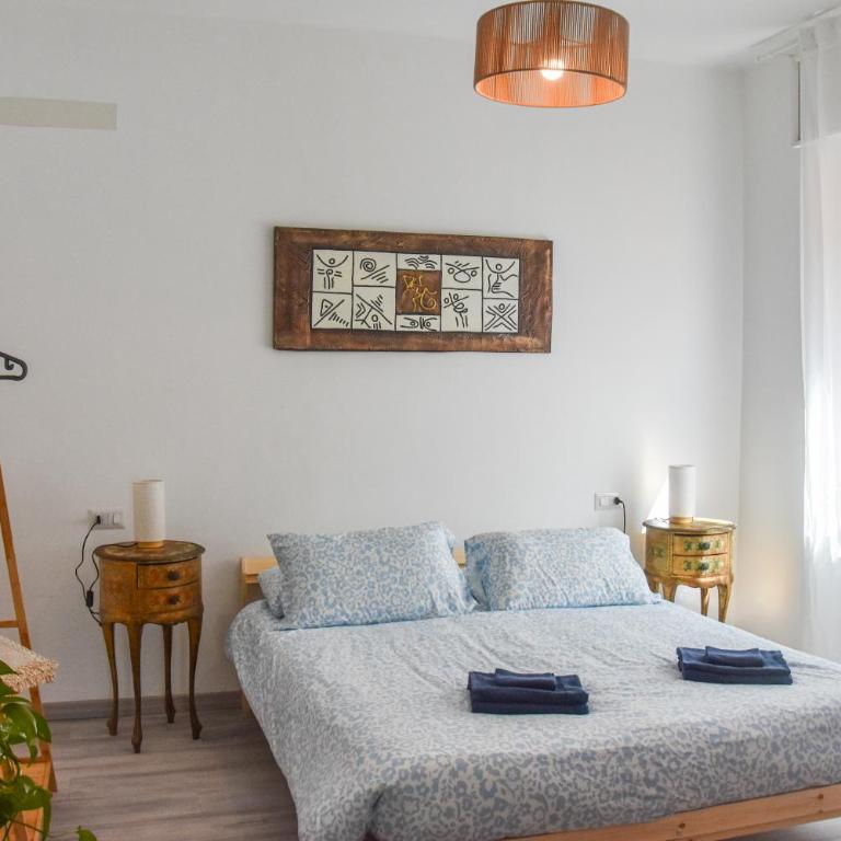 Central & Modern - 2 Bedrooms with Balcony & Parking - Apartment mit 2 Schlafzimmern und Balkon - 1