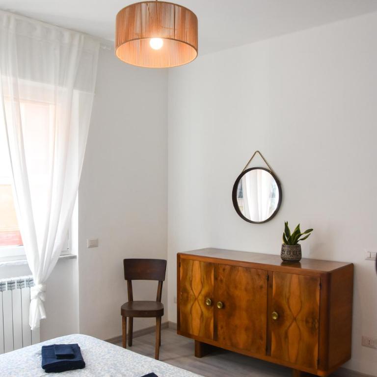 Central & Modern - 2 Bedrooms with Balcony & Parking - Apartment mit 2 Schlafzimmern und Balkon - 3