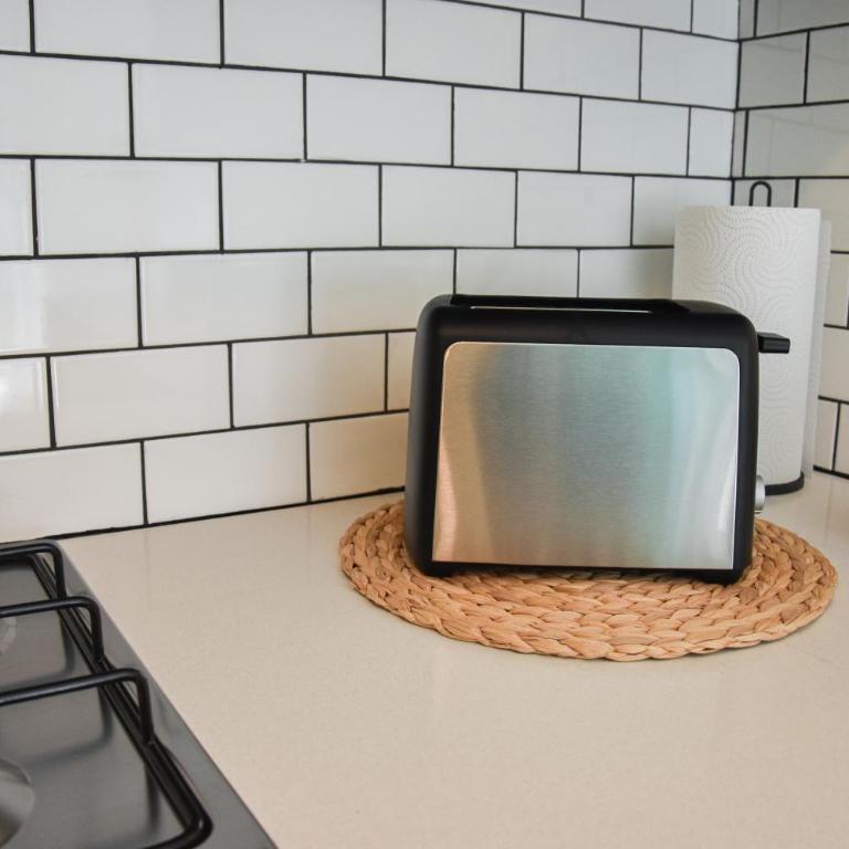 Central & Modern - 2 Bedrooms with Balcony & Parking - Apartment mit 2 Schlafzimmern und Balkon - 11