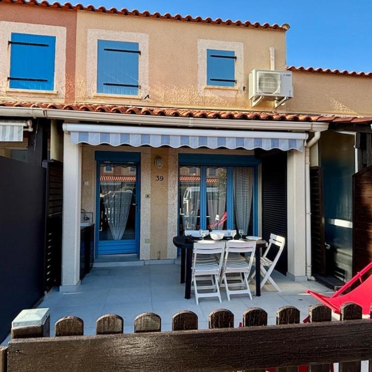 Beach house for 5 with air conditioning, parking & terrace - Maison 2 Chambres - 24