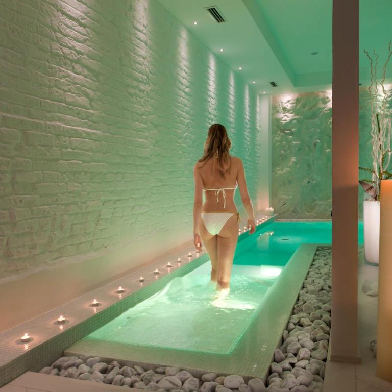 Hotel Regina Elena 57 & Oro Bianco SPA - Camera Matrimoniale con Accesso Spa e Spiaggia - 2