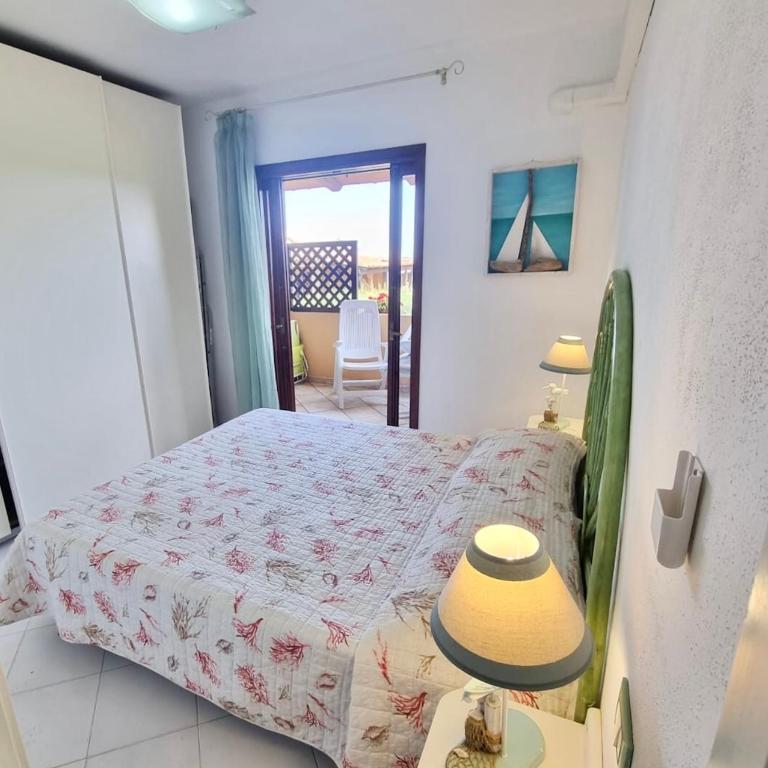Panoramic apartment 6 beds In Marinella with veranda SEA VIEW - Two-Bedroom Apartment with Sea View - 18
