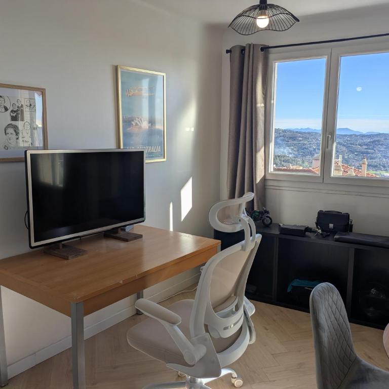 Appartement avec vue sur Grasse et home cinéma - One-Bedroom Apartment - 16