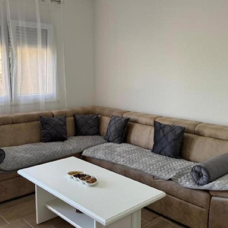 Guest House Lukic - Apartment - 3