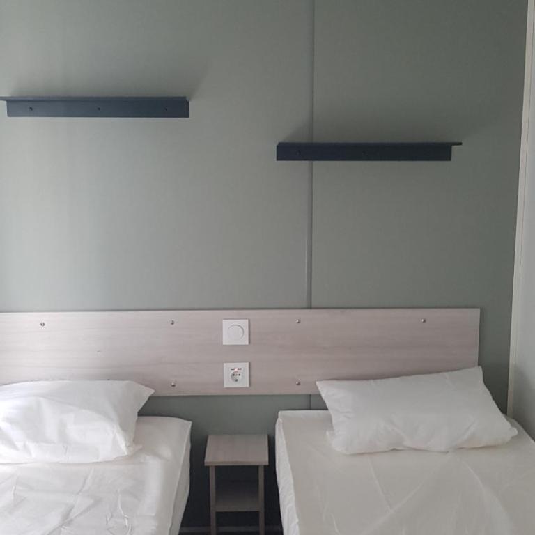Mobile homes confortables en camping 4 étoiles - Two-Bedroom Apartment - 7