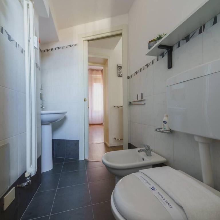 Suite in the Center of Bologna by Synergy Up to 4 Guests - Casa con 1 Camera da Letto - 48