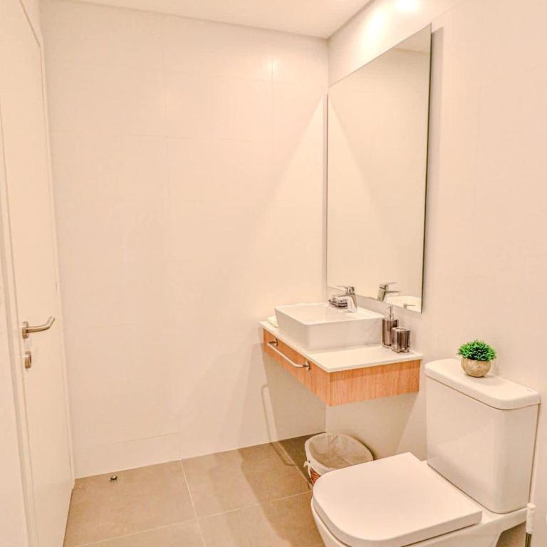 Elegance & Comfort near Shopping del Sol - One-Bedroom Apartment - 10