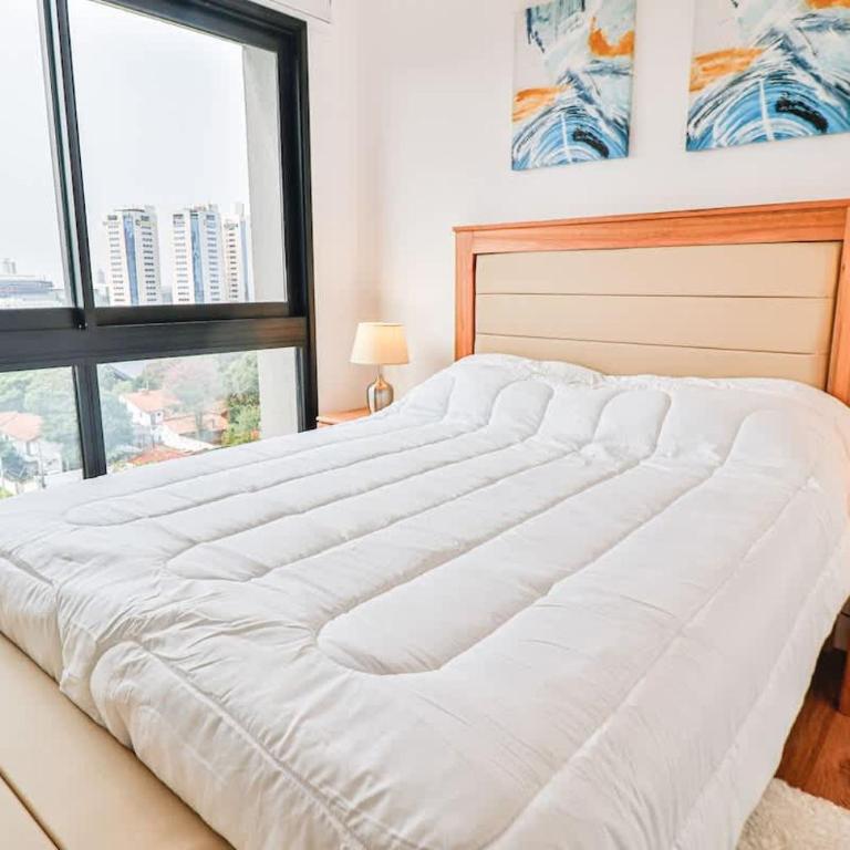 Large Apartment Just Steps from Shopping del Sol - Apartamento - 10