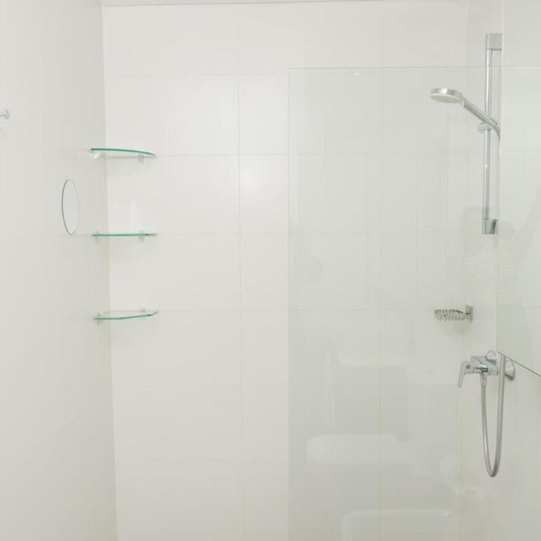 Moderno y Luminoso 1BR en Zona Shopping del Sol - Apartamento - 17