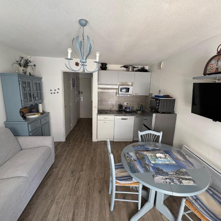 Appartement 4 personnes avec terrasse Centre ville - Apartamento de 1 dormitorio con terraza - 2