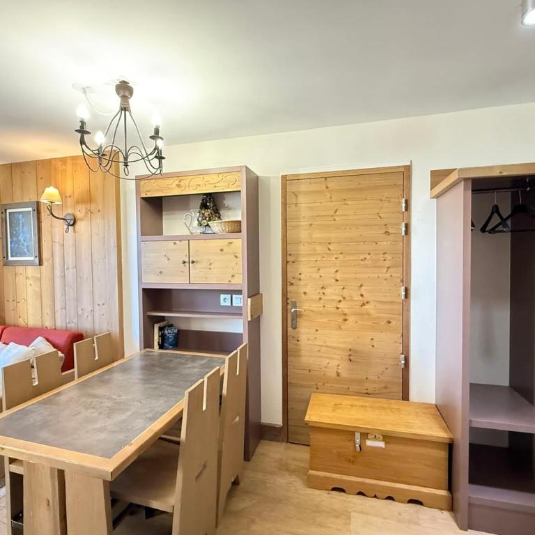 Risoul T2 6 pers Piscine et sauna Skis aux pieds - Appartement - 10
