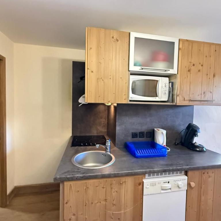 Risoul T2 6 pers Piscine et sauna Skis aux pieds - Appartement - 16