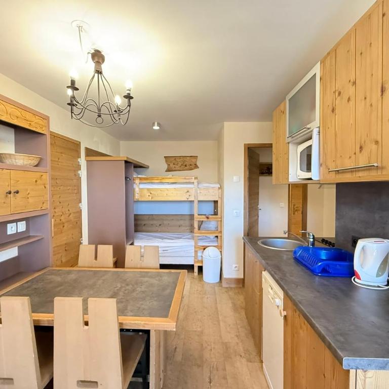Risoul T2 6 pers Piscine et sauna Skis aux pieds - Appartement - 17