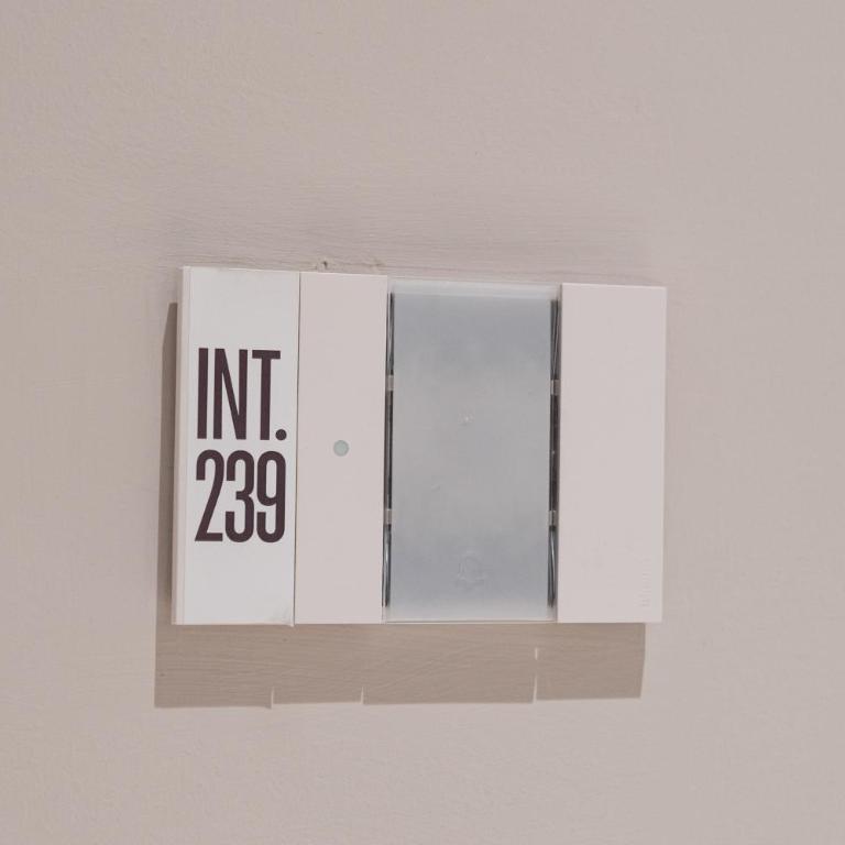 AM156 Bari Apt 239 Modern Urban Suite with Terrace & WiFi - Appartamento Superior con 1 Camera da Letto e Balcone - 30
