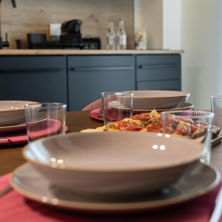 AM156 Bari Apt 239 Modern Urban Suite with Terrace & WiFi - Appartamento Superior con 1 Camera da Letto e Balcone - 11