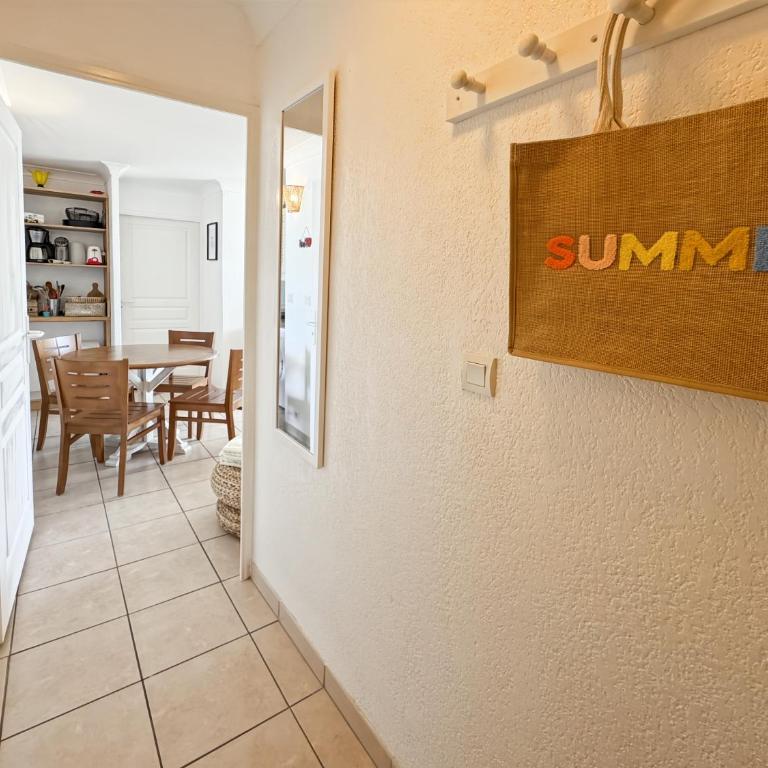 Ambiance Océanique - APPARTEMENT T2 - 3 couchages - VUE MER - BALCON- PISCINE - Appartement 1 Chambre - 6
