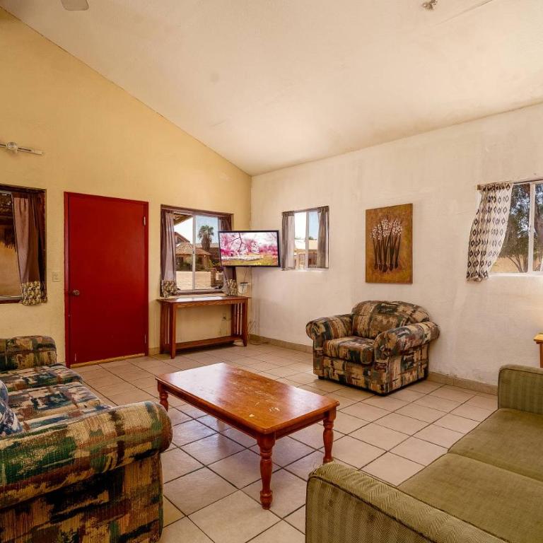 3 bedroom Beach side home away from home - Casa - 11