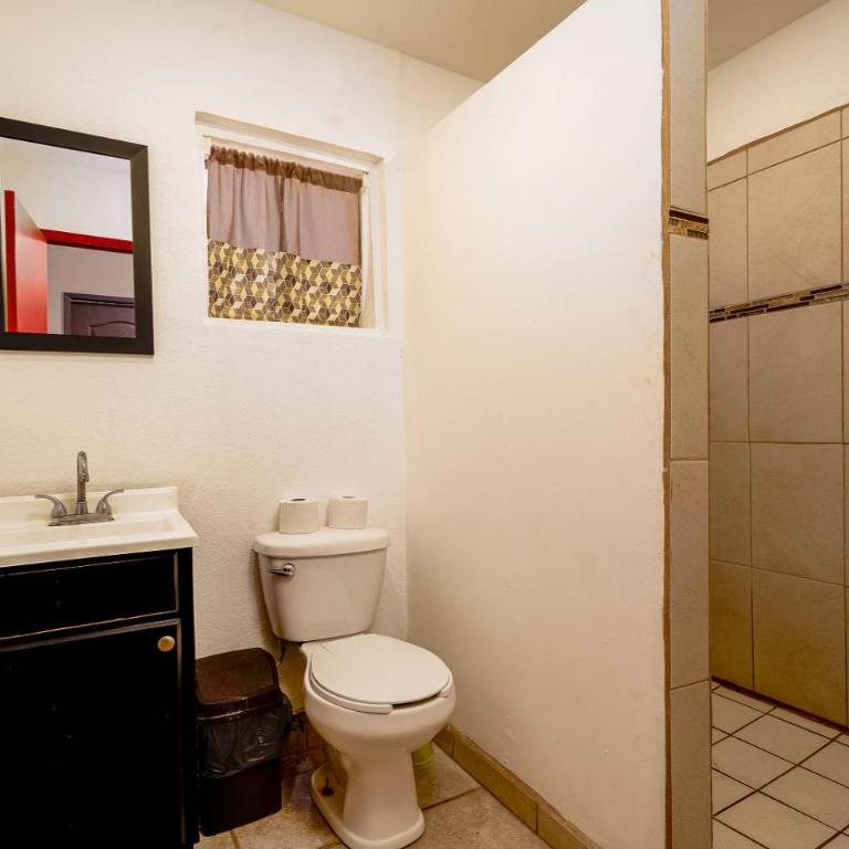 3 bedroom Beach side home away from home - Casa - 20