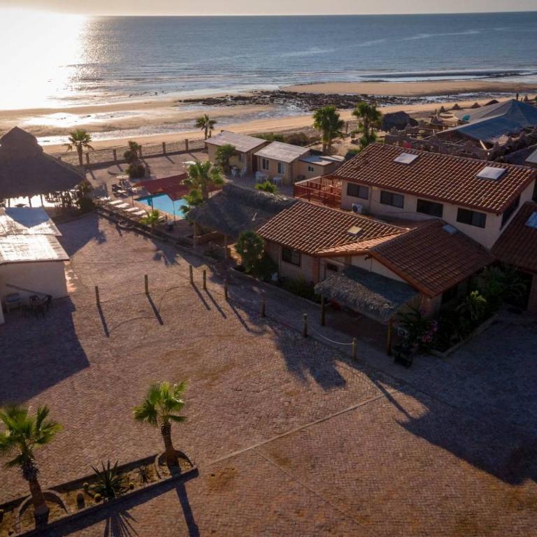 3 bedroom Beach side home away from home - Casa - 30