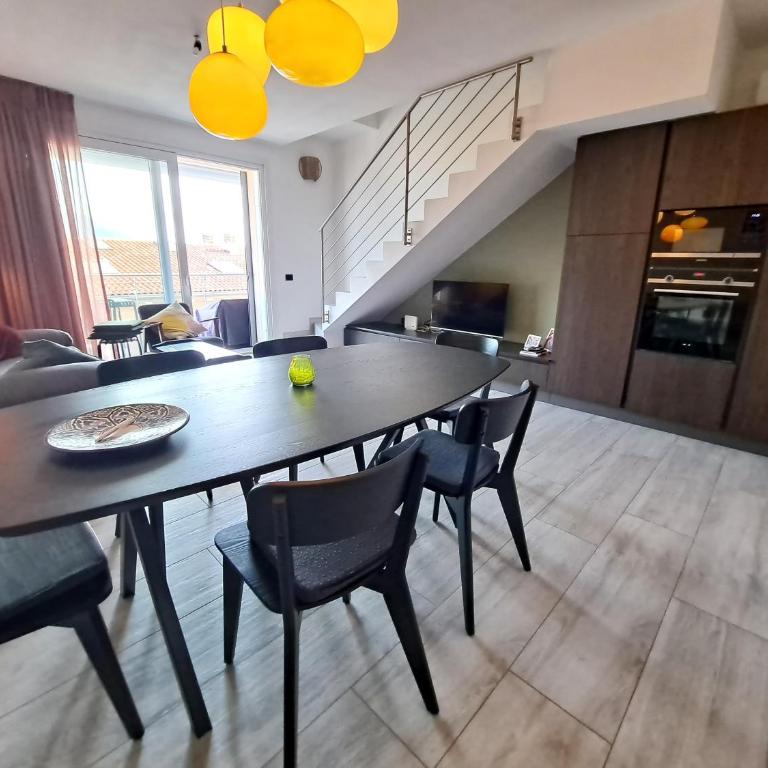 Immobillario - Casa Luna - Appartamento con 2 Camere da Letto e Vista Lago - 5