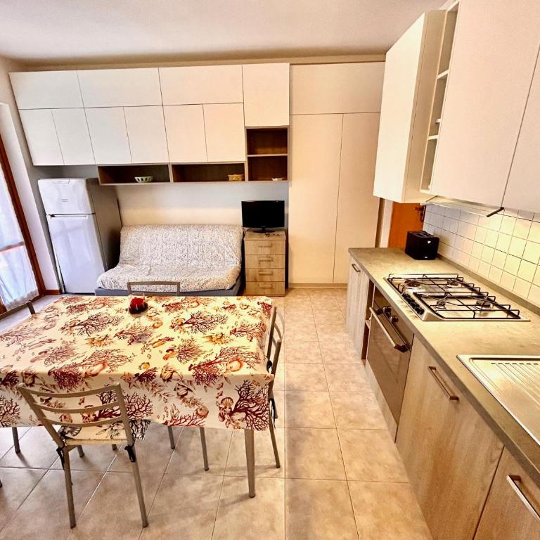 POSITANO comodo con terrazzo e posto auto - Appartamento con 2 Camere da Letto - 4
