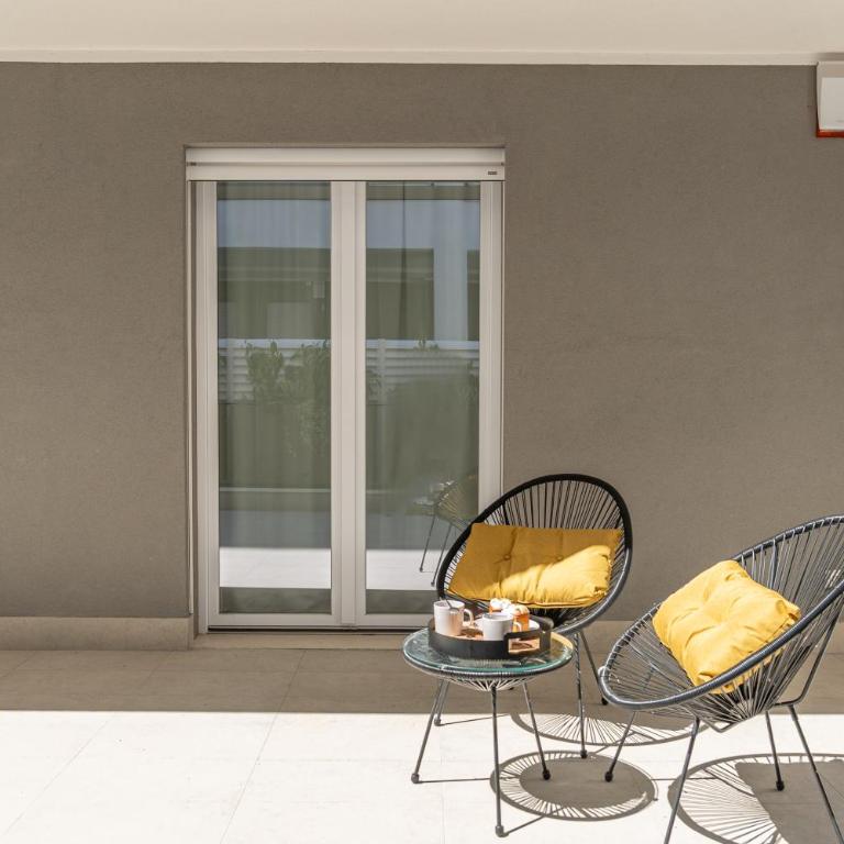 AM156 Bari Apt 240 Modern Urban Suite with Terrace & WiFi - Appartamento con 1 Camera da Letto - 7