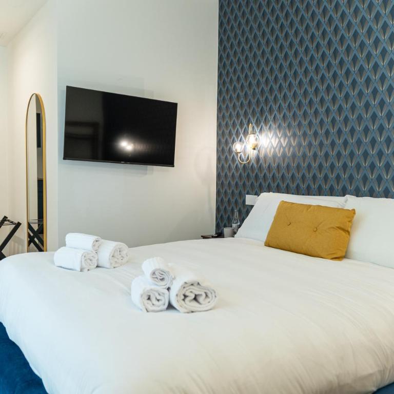 AM156 Bari Apt 240 Modern Urban Suite with Terrace & WiFi - Appartamento con 1 Camera da Letto - 14