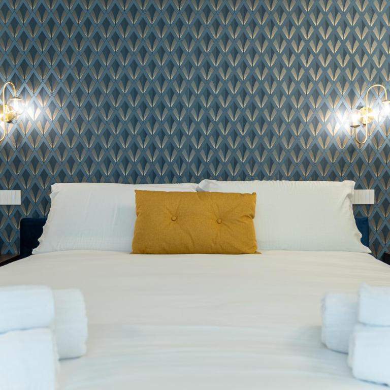 AM156 Bari Apt 240 Modern Urban Suite with Terrace & WiFi - Appartamento con 1 Camera da Letto - 1