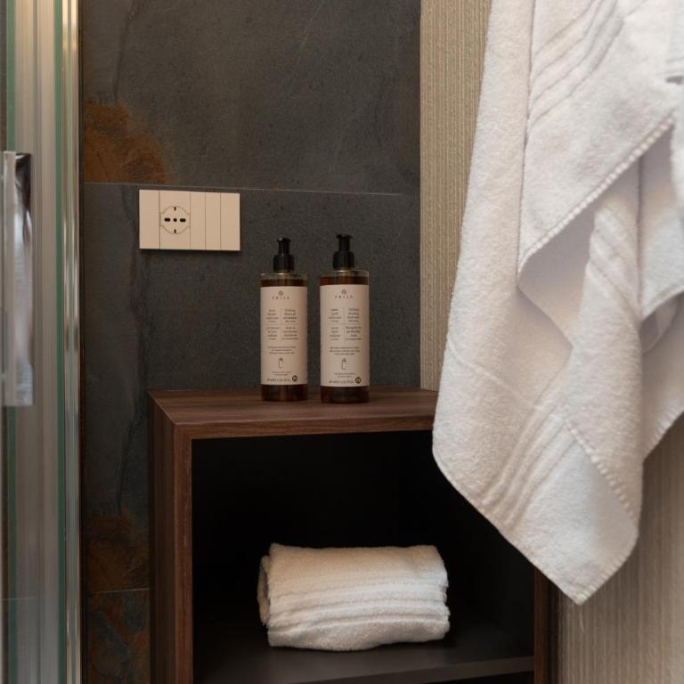 AM156 Bari Apt 240 Modern Urban Suite with Terrace & WiFi - Appartamento con 1 Camera da Letto - 20