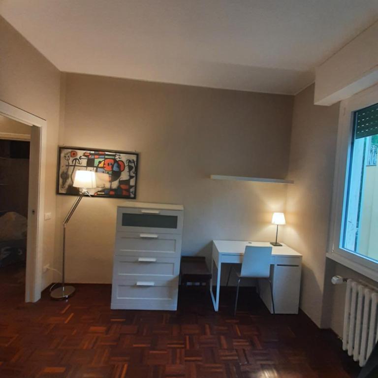 A un passo da Citylife e dal Portello - Appartamento Standard con 2 Camere da Letto - 4