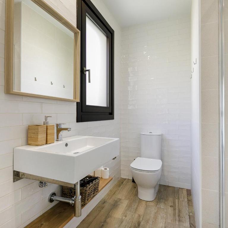 Carmen del Cadí - Three-Bedroom Deluxe Apartment - 12