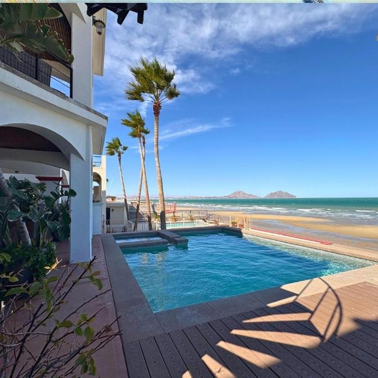 Casa Francisco - Luxurious San Felipe Beachfront Rental - Casa - 2
