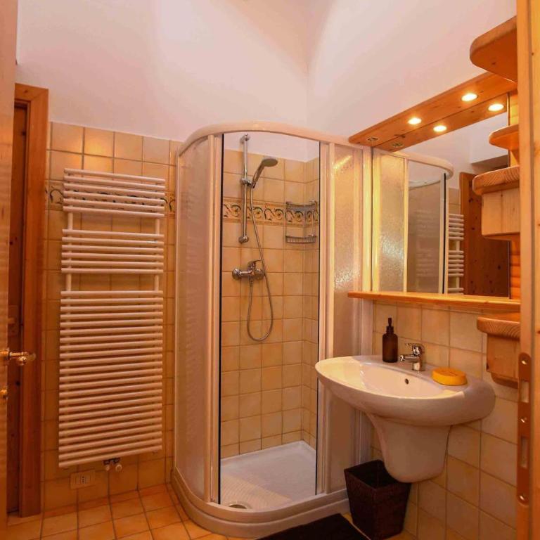 Dolomiti Deluxe Bocenago 150 mq 3 camere 3 bagni - Appartamento con 3 Camere da Letto - 9