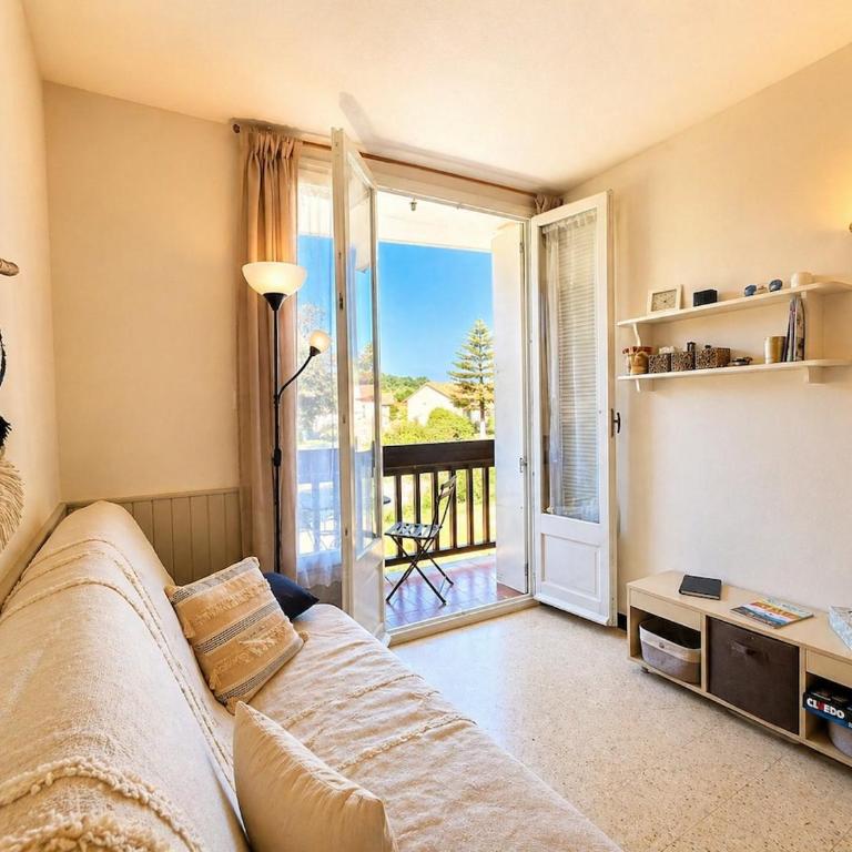 Appartement jusqu'à 6 personnes - 200 m de la plage - WiFi - Apartment mit 1 Schlafzimmer - 12