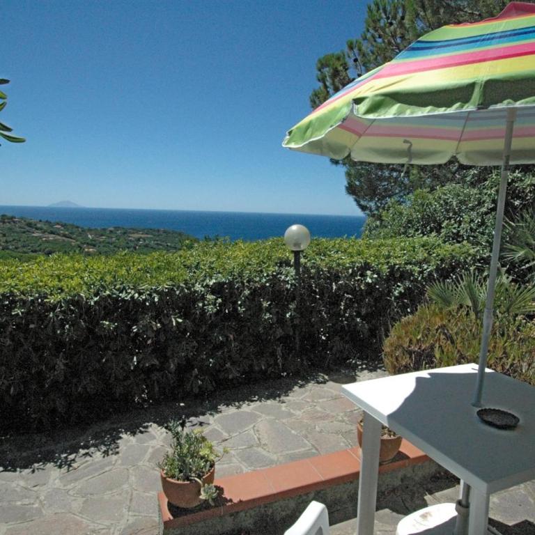 Arlecchino - Monolocale con Vista Mare - 9