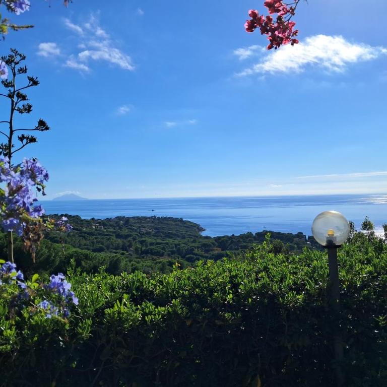 Arlecchino - Monolocale con Vista Mare - 15