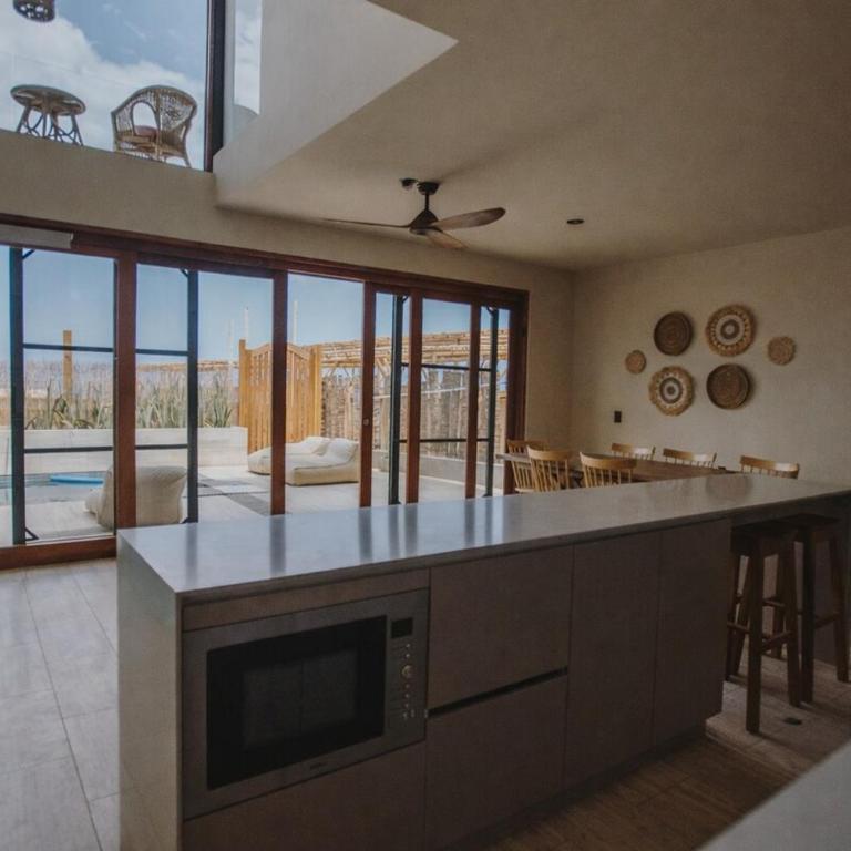 Casa Maxi Punta Veleros - Four-Bedroom House - 1