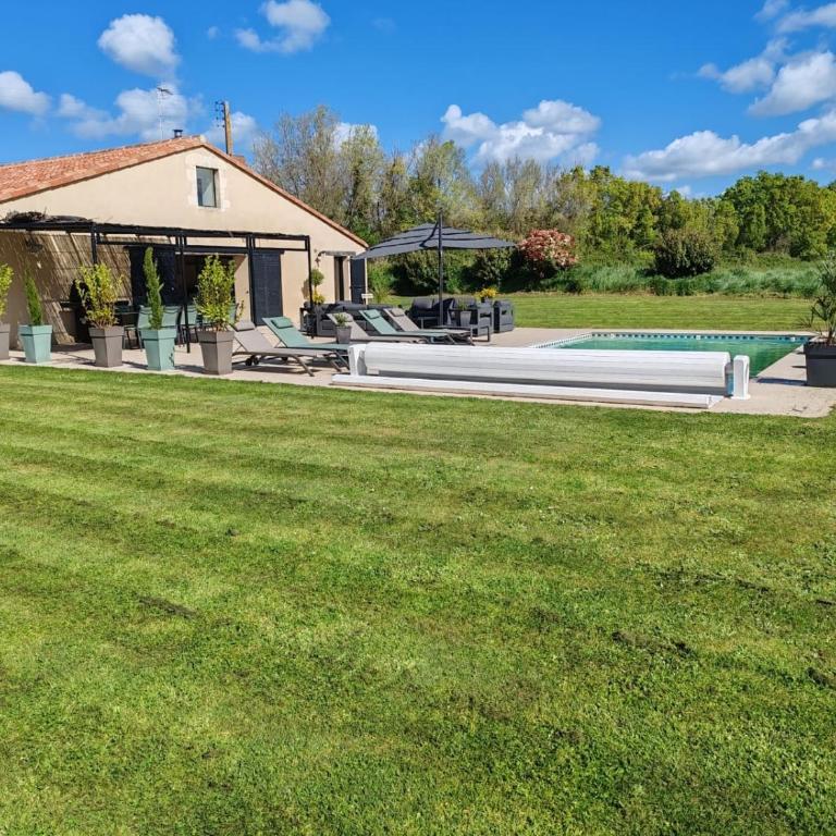 Le Cottage du Fenestreau - Grange de charme avec piscine - Maison de Vacances - 27