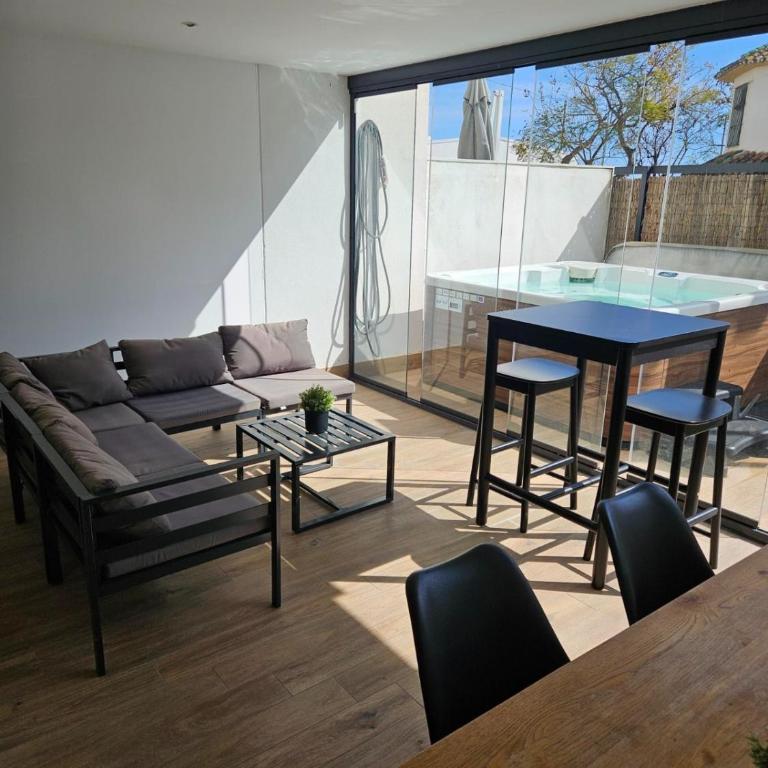 Terrace Private Jacuzzi - City Centre - Apartamento de 2 dormitorios - 34