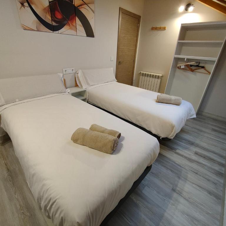 Casa Villana - Two-Bedroom Apartment - 4