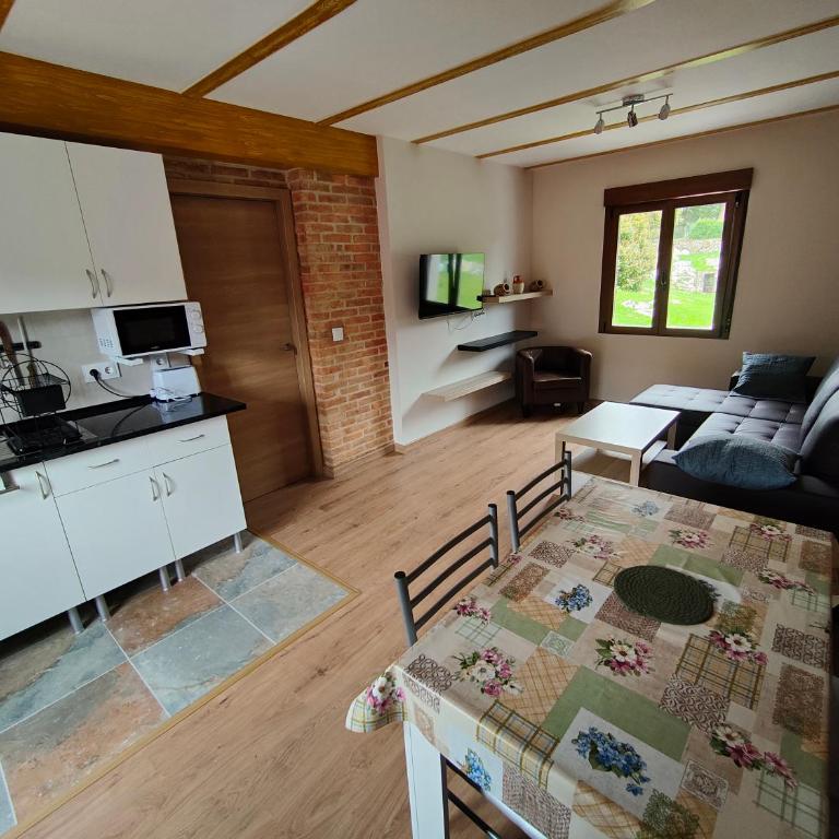 Casa Villana - Two-Bedroom Apartment - 4