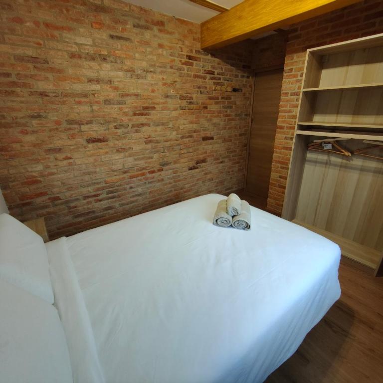 Casa Villana - Two-Bedroom Apartment - 10