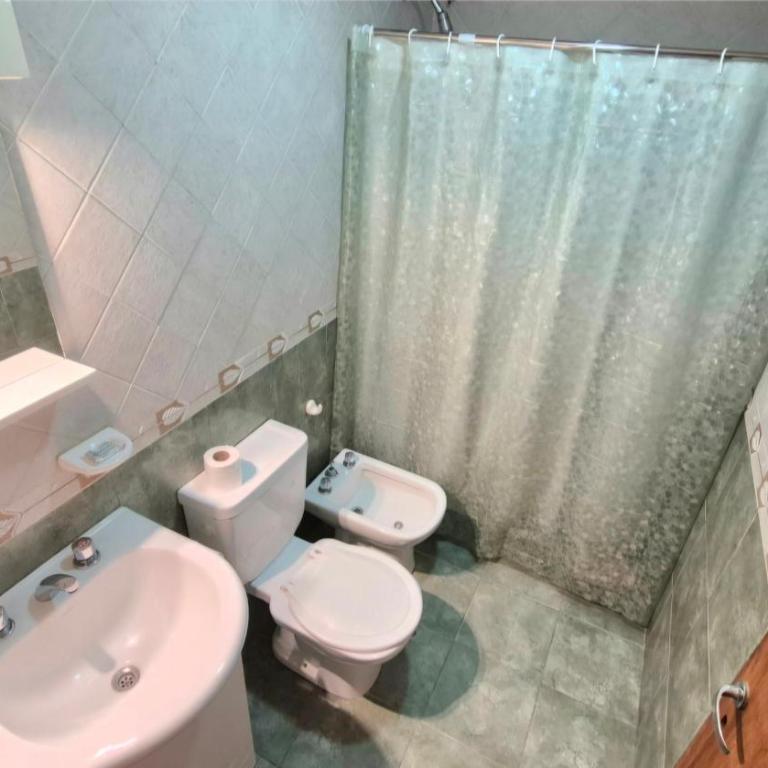 Departamento tranquilo cerca de la terminal Villa General Belgrano a 5 cuadras del centro - Apartamento de 1 dormitorio - 11