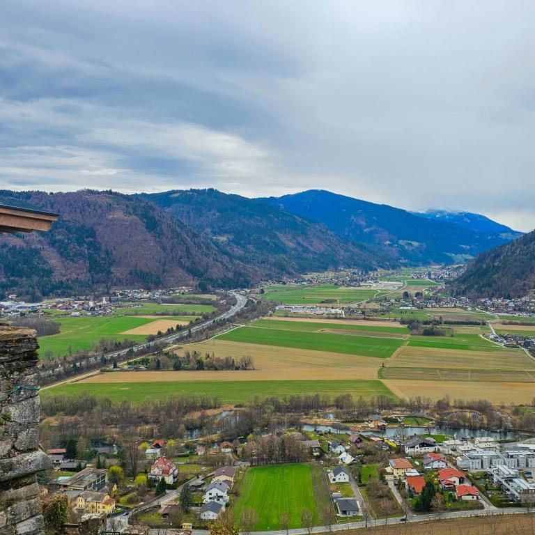 Stylish Loft Apartment with Mountain View near the Lake - Apartment mit 2 Schlafzimmern und Bergblick - 35
