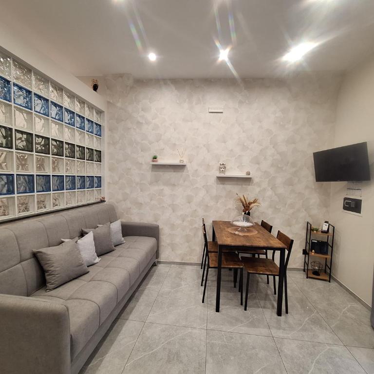 Casa vacanze al teatro - One-Bedroom House - 9
