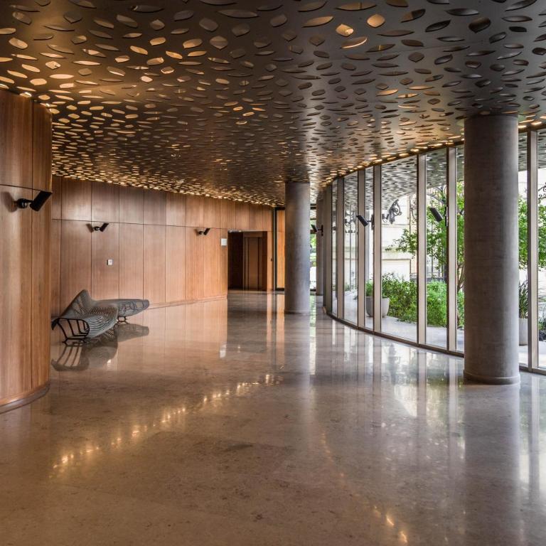 BT Homes - Amplios & Nuevos en Palacio Paz, Ubicación Única - Apartamento de 1 dormitorio - 68