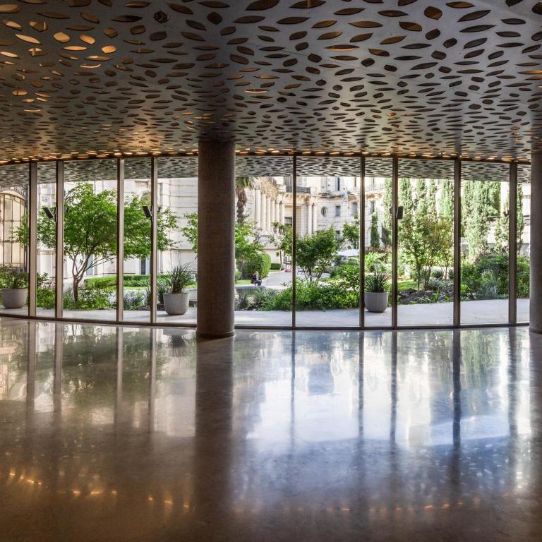 BT Homes - Amplios & Nuevos en Palacio Paz, Ubicación Única - Apartamento de 1 dormitorio - 69